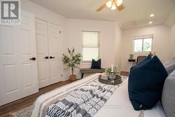 (Tons of hidden storage space on the 2nd floor)! - 