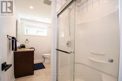4th washroom - 