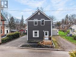 38 BENNETT STREET Brockville, ON K6V 2V8