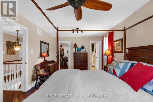 33 Falling Brook Drive, Barrie, ON 