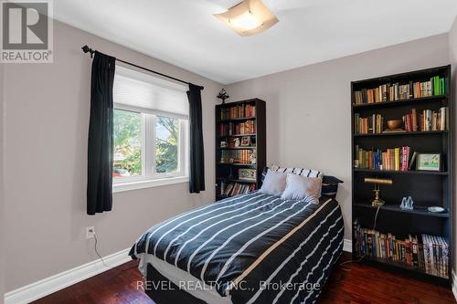 33 Falling Brook Drive, Barrie, ON 