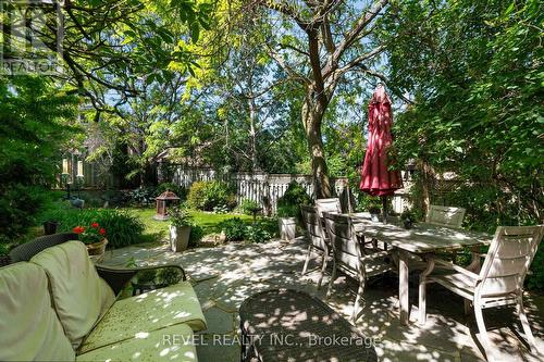 33 Falling Brook Drive, Barrie, ON 