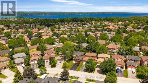 33 Falling Brook Drive, Barrie, ON 