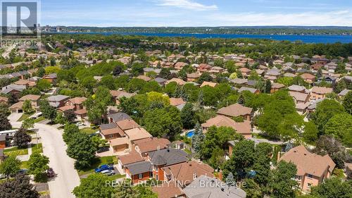 33 Falling Brook Drive, Barrie, ON 