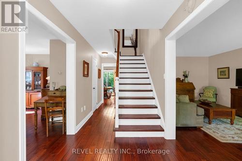 33 Falling Brook Drive, Barrie, ON 