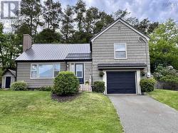 173 Maple Avenue  New Glasgow, NS B2H 2B7
