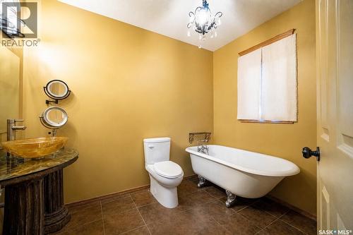 703 Beechmont Lane, Saskatoon, SK 