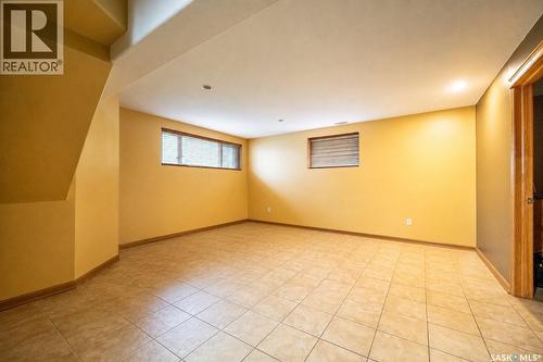 703 Beechmont Lane, Saskatoon, SK 