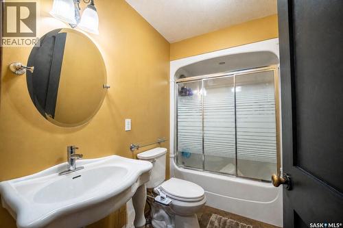 703 Beechmont Lane, Saskatoon, SK 