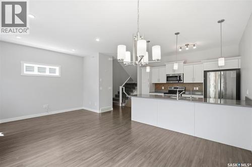 102 315 Dickson Crescent, Saskatoon, SK 