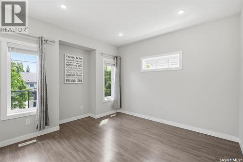 102 315 Dickson Crescent, Saskatoon, SK 