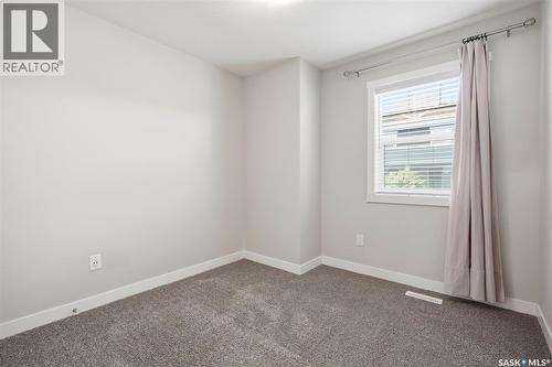 102 315 Dickson Crescent, Saskatoon, SK 