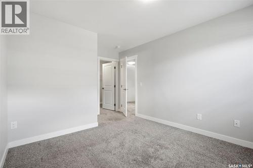 102 315 Dickson Crescent, Saskatoon, SK 