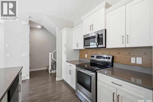 102 315 Dickson Crescent, Saskatoon, SK 