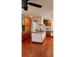 2725 NORWOOD STREET Prince George, BC V2L 1Y4