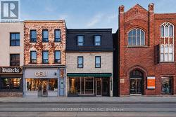 757 QUEEN STREET W Toronto, ON M6J 1G1