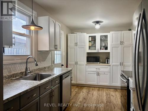 229 SIMON STREET , Shelburne, Ontario L9V 2Y3 3