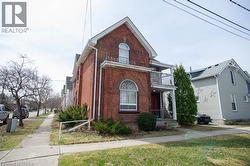 193 CHATHAM Street Unit# 1 Brantford, ON N3S 4G6