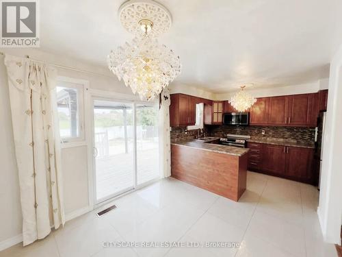 Eat-In-Breakfast Area - 3720 Brandon Gate Drive, Mississauga, ON 