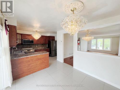 Eat-In-Breakfast Area - 3720 Brandon Gate Drive, Mississauga, ON 