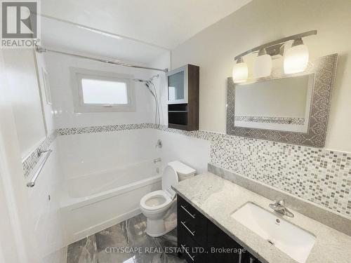 4pc Main Bathroom - 3720 Brandon Gate Drive, Mississauga, ON 