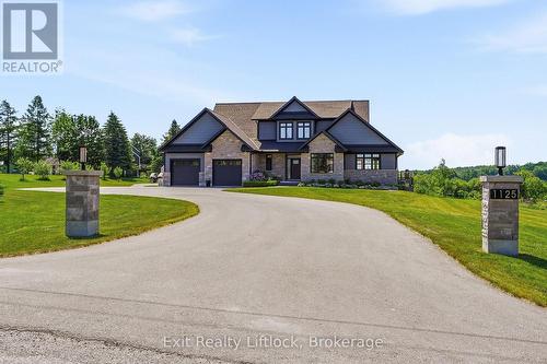 1125 Deyell Line, Cavan Monaghan (Cavan-Monaghan), ON - Outdoor With Facade