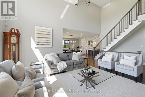 1125 Deyell Line, Cavan Monaghan (Cavan-Monaghan), ON - Indoor Photo Showing Living Room