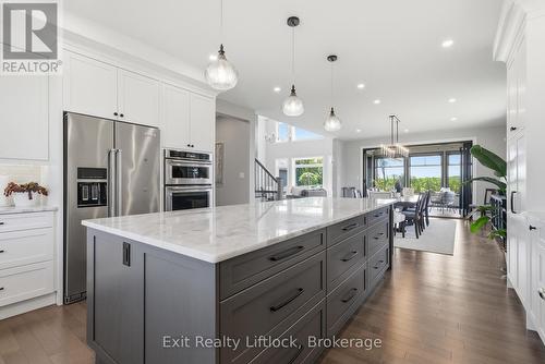1125 Deyell Line, Cavan Monaghan (Cavan-Monaghan), ON - Indoor Photo Showing Kitchen With Upgraded Kitchen