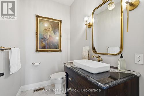1125 Deyell Line, Cavan Monaghan (Cavan-Monaghan), ON - Indoor Photo Showing Bathroom