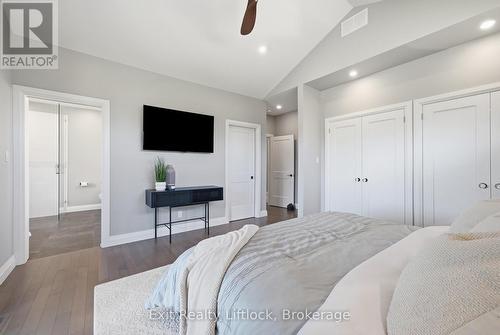 1125 Deyell Line, Cavan Monaghan (Cavan-Monaghan), ON - Indoor Photo Showing Bedroom