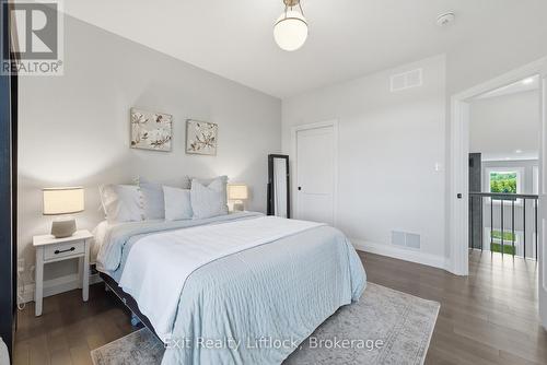 1125 Deyell Line, Cavan Monaghan (Cavan-Monaghan), ON - Indoor Photo Showing Bedroom
