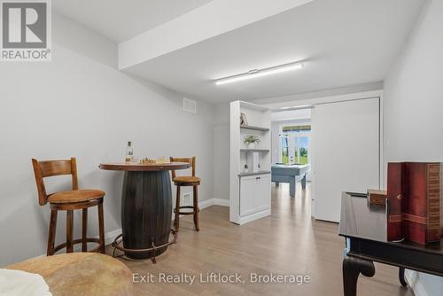 1125 Deyell Line, Cavan Monaghan (Cavan-Monaghan), ON - Indoor Photo Showing Other Room