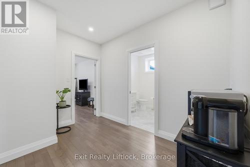 1125 Deyell Line, Cavan Monaghan (Cavan-Monaghan), ON - Indoor Photo Showing Other Room