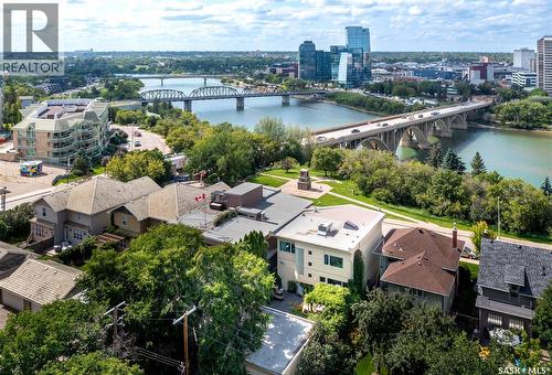 616 Saskatchewan Crescent E, Saskatoon, SK 