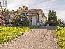 2 - 389 MELANIE AVENUE Kingston (East Gardiners Rd), ON K7M 8A9