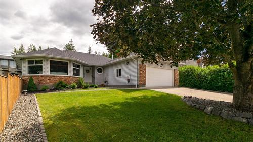 470 23 Street  Salmon Arm, BC V1E 1Y7