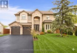 121 RINGWOOD ROAD Oakville, ON L6H 1K3