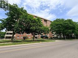705 - 1415 GHENT AVENUE  Burlington, ON L7S 1X4