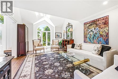 33 Golfview Crescent, Dundas, ON 