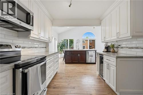37 Melissa Crescent, Waterdown, ON 