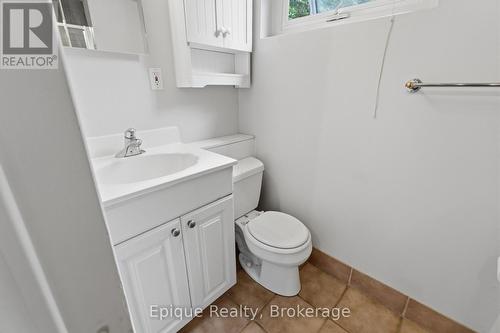 50 Combermere Crescent, Waterloo, ON 