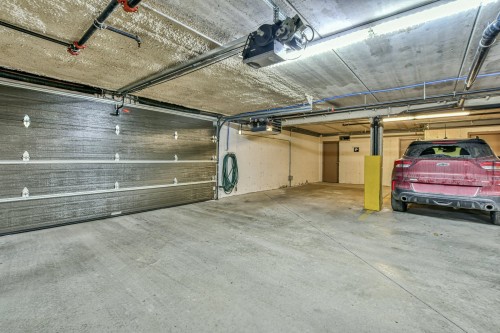 Garage - 302-260 Rue Radisson, Saint-Jérôme, QC 