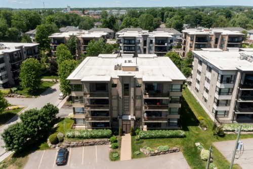 Façade - 302-260 Rue Radisson, Saint-Jérôme, QC 