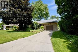 3410 AVONDALE AVENUE Windsor, ON N9E 1X7