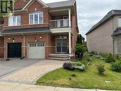 32 BLUE GROUSE ROAD Vaughan, ON L6A 4B9