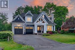 528 WELLINGTON CRESCENT Oakville (Wo West), ON L6L 4X5