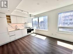 2815 - 8 WELLESLEY STREET W Toronto, ON M4Y 1E7