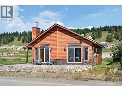 1695 Koocanusa Lake Drive  Lake Koocanusa, BC V0B 1T5