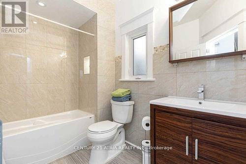 639 MORTIMER AVENUE , Toronto, Ontario M4C 2J9 4