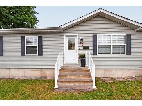 17 Centre St, Miramichi, NB 